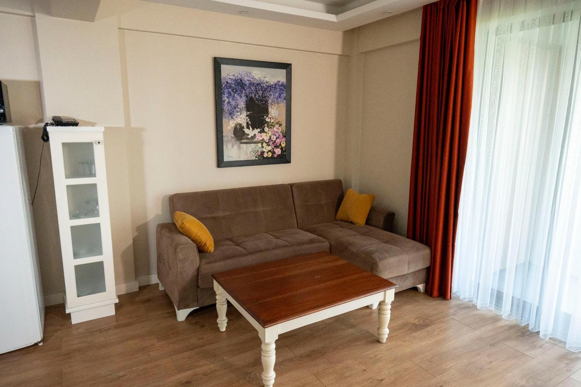 Sapanca Cayir Cimen Otel Buitenkant foto